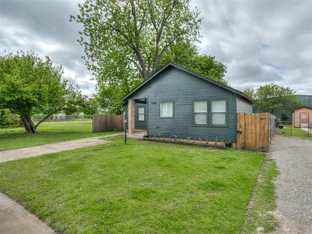 Photo 6 — 1608 NW 7th Street, Oklahoma City, OK 73106