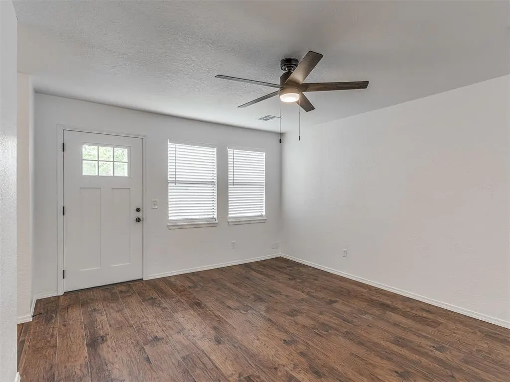 Photo 8 — 1608 NW 7th Street, Oklahoma City, OK 73106
