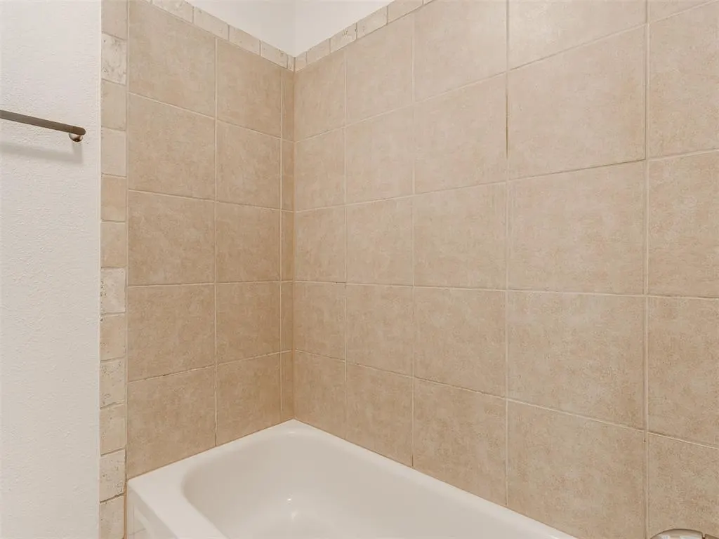 Photo 21 — 1608 NW 7th Street, Oklahoma City, OK 73106