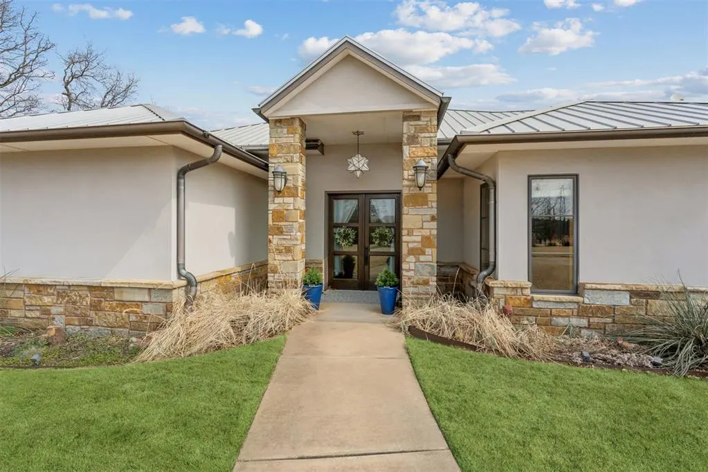 Photo 2 — 5550 N Westminster Road, Arcadia, OK 73007
