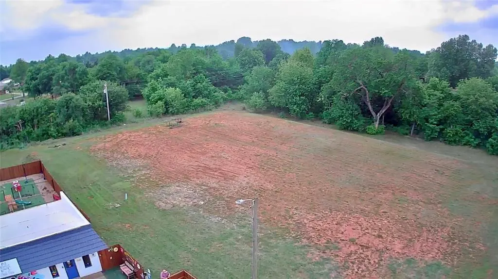 Photo 9 — 1724 W West Highway 152 Highway, Mustang, OK 73064