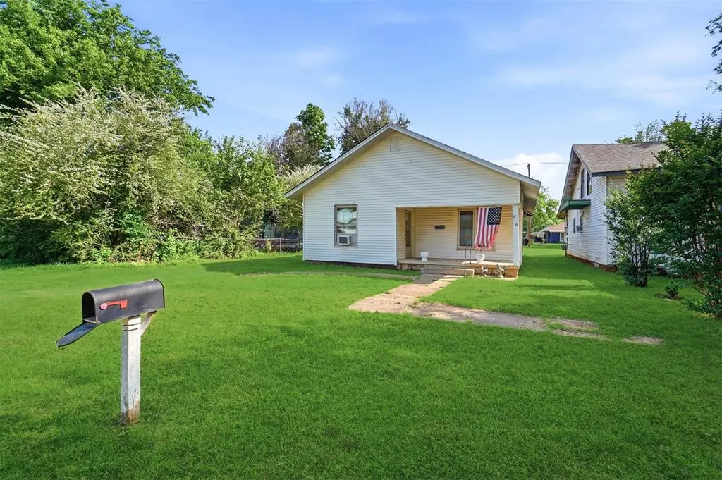 Photo 3 — 116 N Elm Street, Pauls Valley, OK 73075