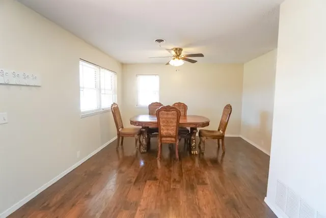 Photo 6 — 1909 W Modelle Avenue, Clinton, OK 73601