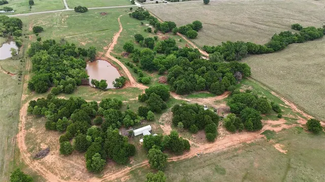 Photo 6 — 999 240th Street, Blanchard, OK 73010