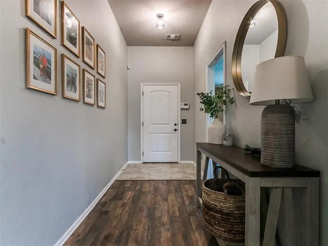 Photo 6 — 524 Talon Drive, Norman, OK 73072
