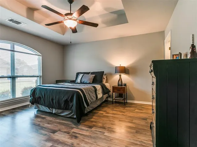 Photo 7 — 524 Talon Drive, Norman, OK 73072
