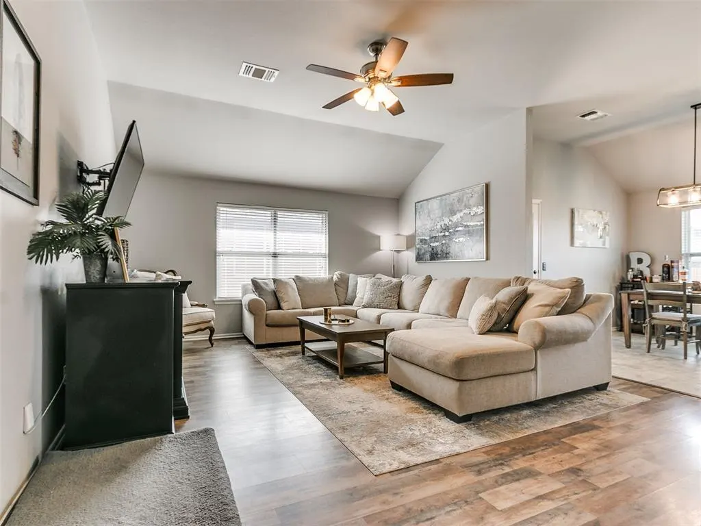Photo 19 — 524 Talon Drive, Norman, OK 73072