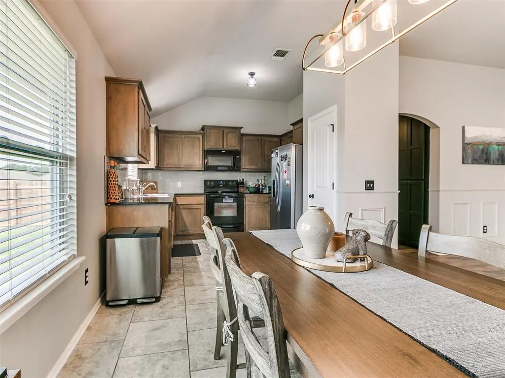 Photo 27 — 524 Talon Drive, Norman, OK 73072