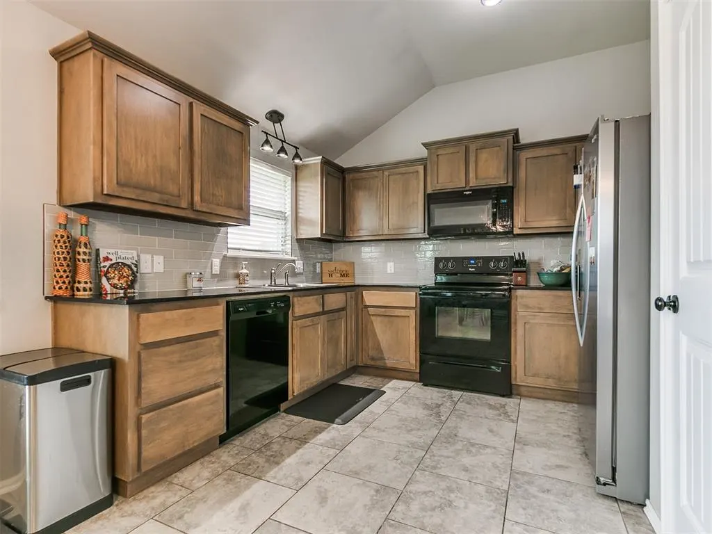 Photo 29 — 524 Talon Drive, Norman, OK 73072