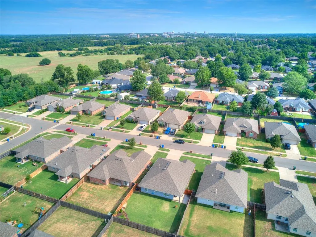 Photo 44 — 524 Talon Drive, Norman, OK 73072