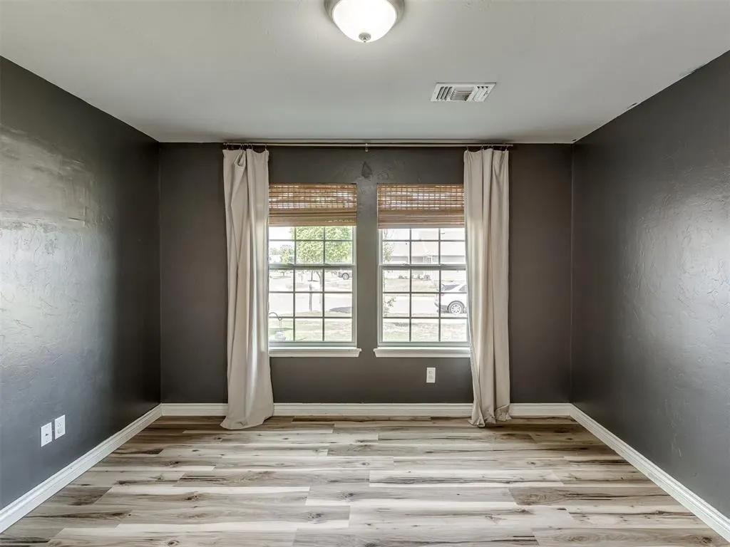 Photo 10 — 15120 Nightshade Drive, Oklahoma City, OK 73170