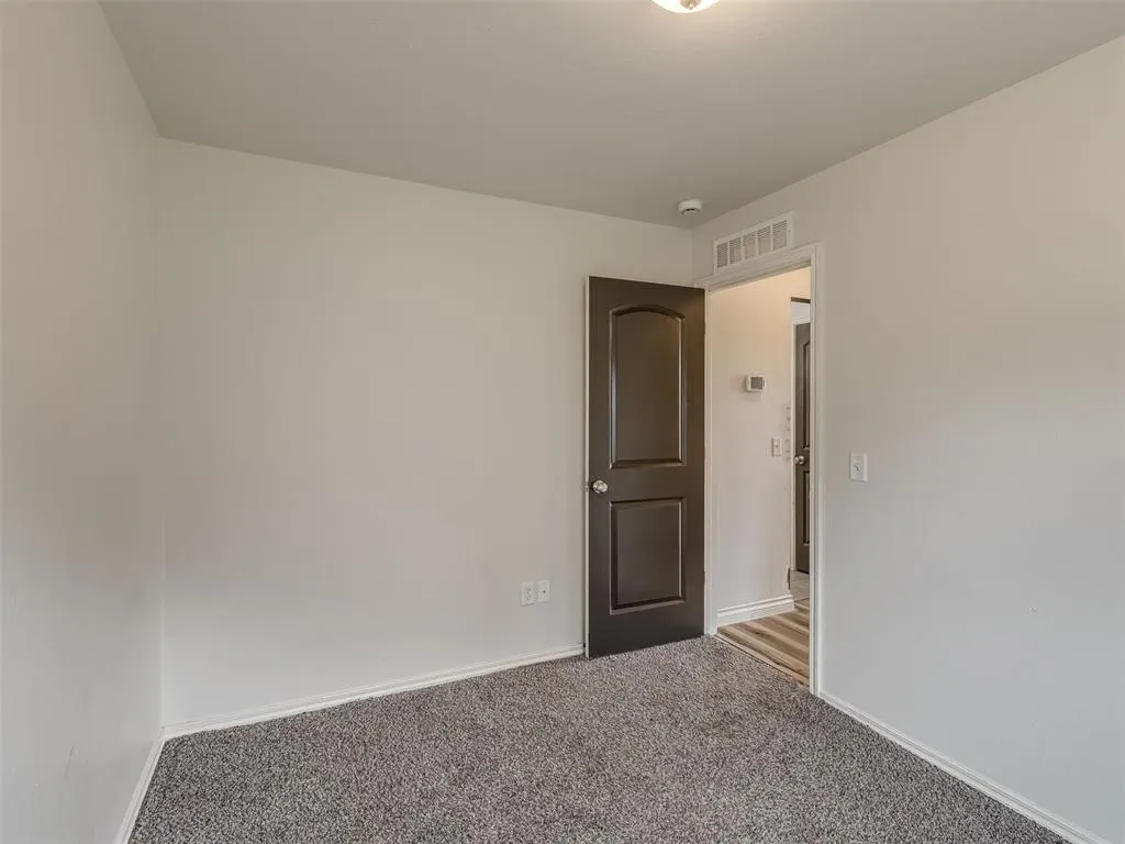 Photo 13 — 15120 Nightshade Drive, Oklahoma City, OK 73170