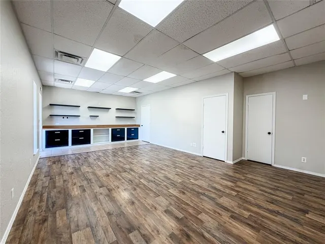 Photo 4 — 117 E Russell Street, El Reno, OK 73036