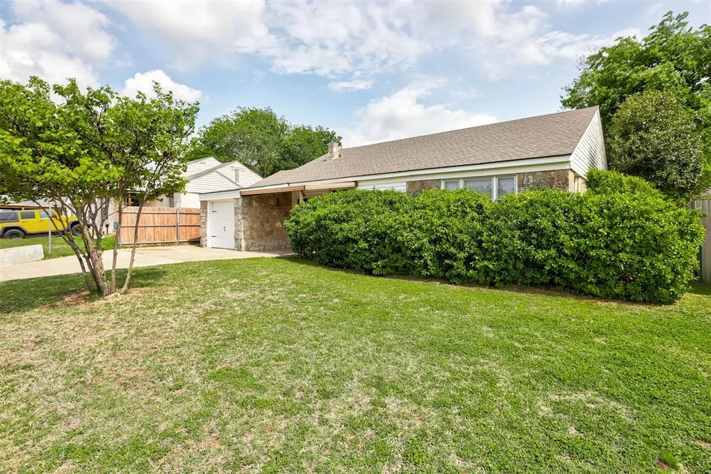 Photo 3 — 1440 Johnston Drive, Oklahoma City, OK 73119