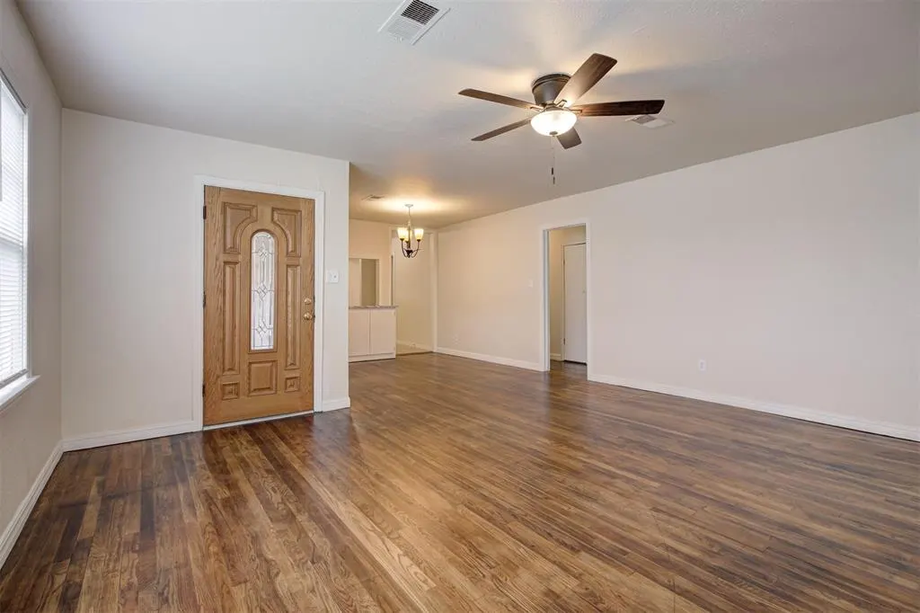Photo 7 — 1440 Johnston Drive, Oklahoma City, OK 73119