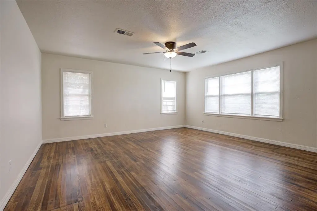 Photo 9 — 1440 Johnston Drive, Oklahoma City, OK 73119