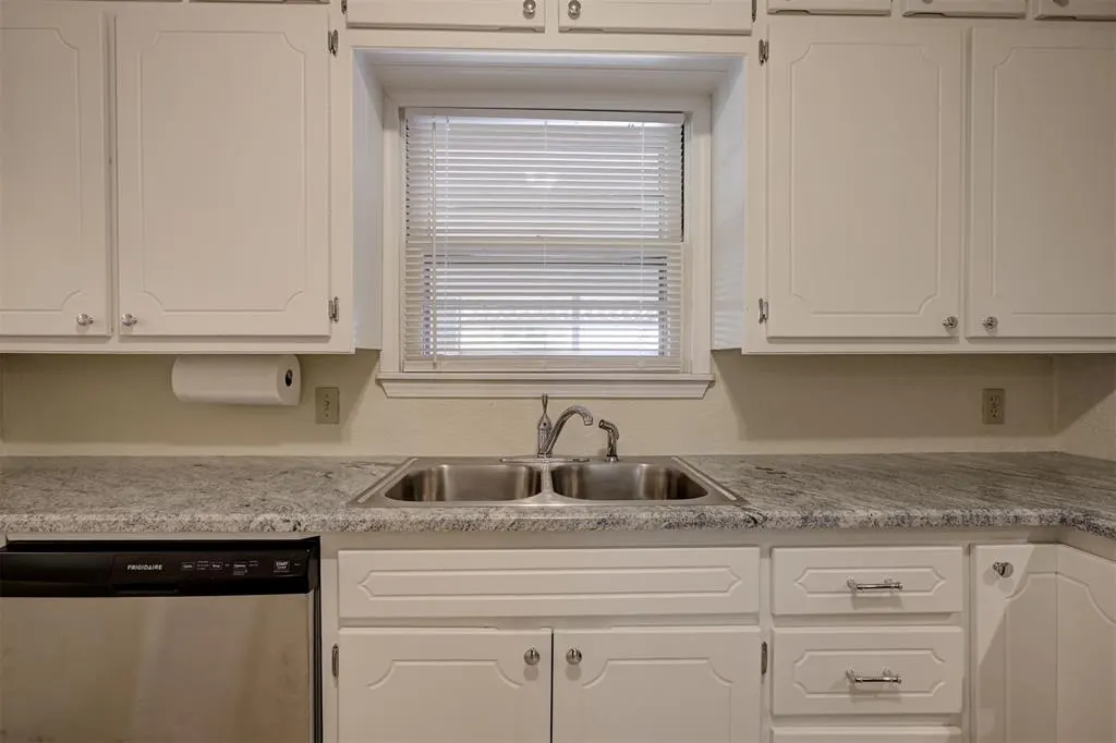 Photo 16 — 1440 Johnston Drive, Oklahoma City, OK 73119