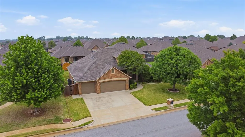 Photo 3 — 3133 SW 140th Street, Oklahoma City, OK 73170