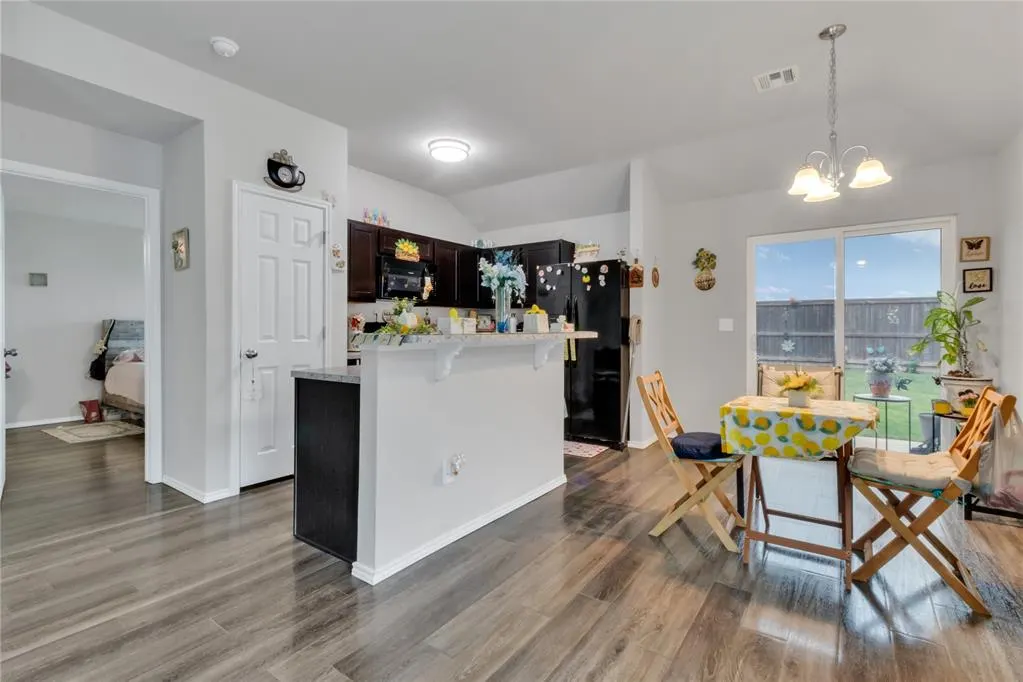 Photo 9 — 11625 Jude Way, Yukon, OK 73099