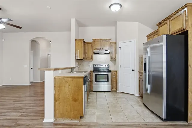 Photo 7 — 628 Inverleith Circle, Yukon, OK 73099