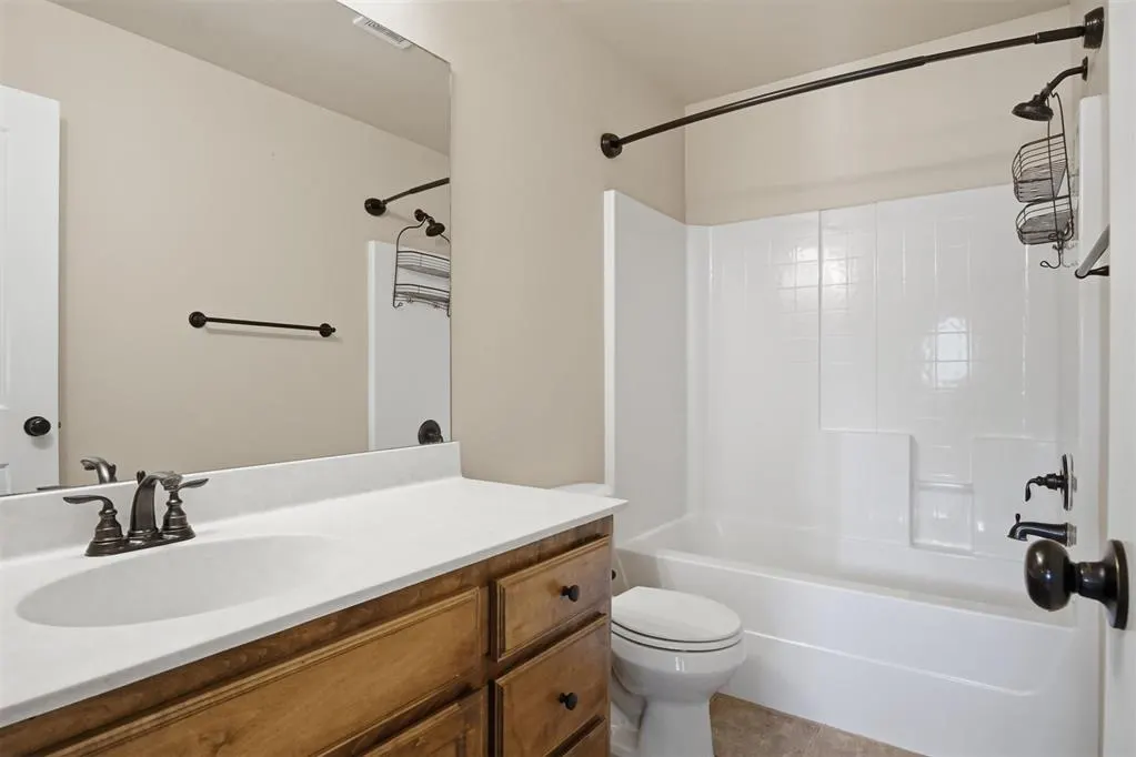 Photo 18 — 628 Inverleith Circle, Yukon, OK 73099