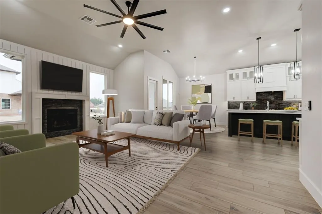Photo 2 — 7212 NW 154th Street, Edmond, OK 73013