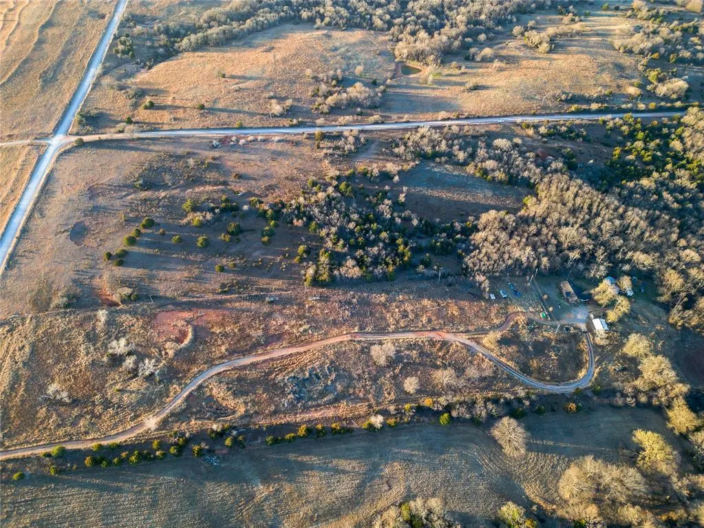 Photo 2 — E 1450 Road, Lindsay, OK 73052