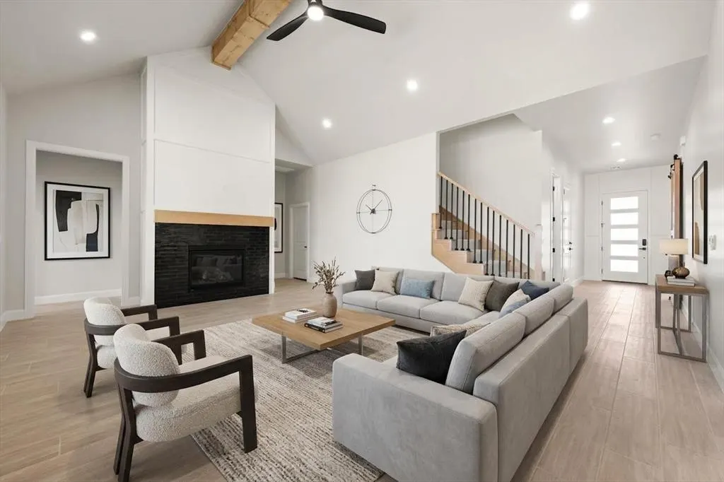 Photo 3 — 15613 Egerton Place, Edmond, OK 73013