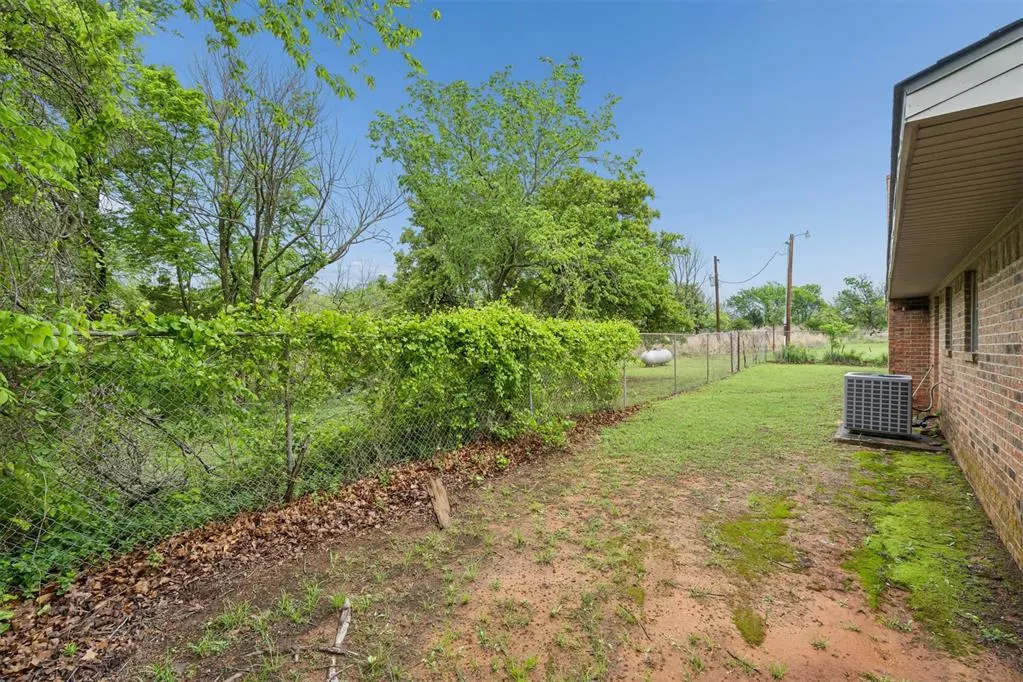 Photo 44 — 13979 State Highway 76, Lindsay, OK 73052