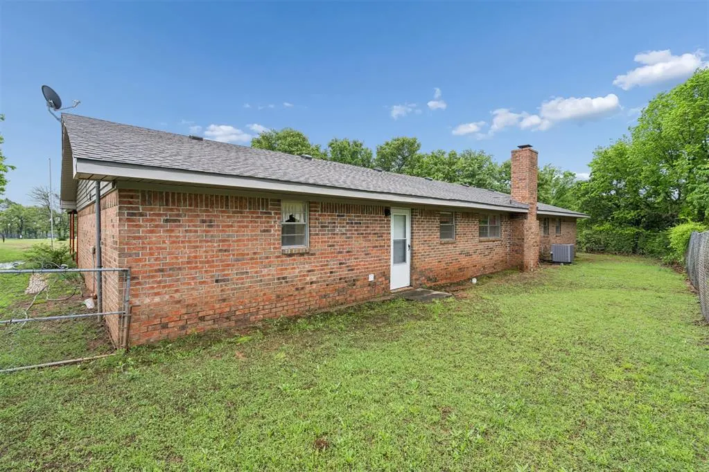 Photo 47 — 13979 State Highway 76, Lindsay, OK 73052