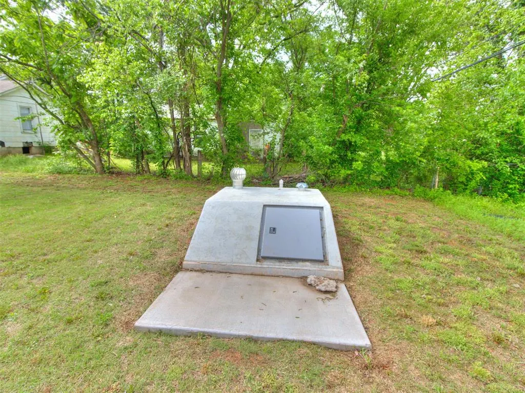 Photo 5 — 605 W Franklin Street, Shawnee, OK 74804