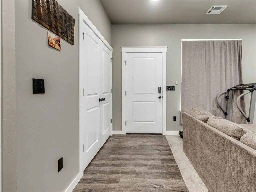 Photo 6 — 605 W Franklin Street, Shawnee, OK 74804