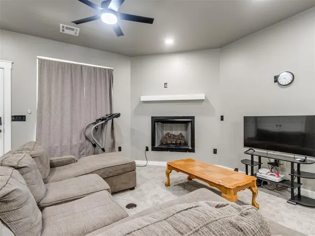 Photo 8 — 605 W Franklin Street, Shawnee, OK 74804