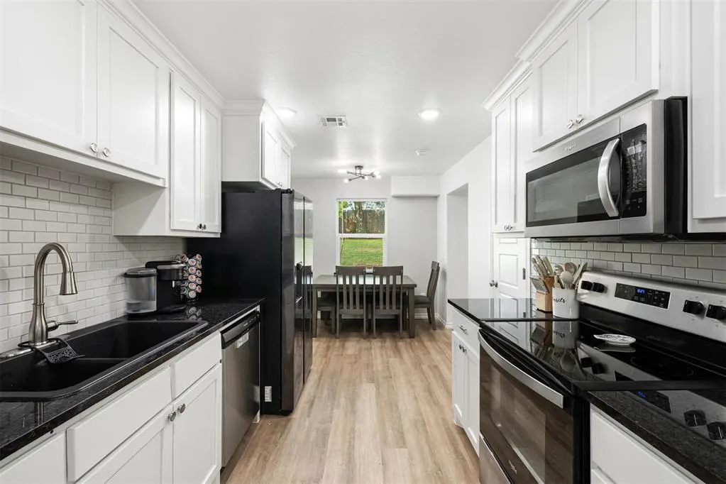 Photo 12 — 2912 Willow Creek Drive, Norman, OK 73071