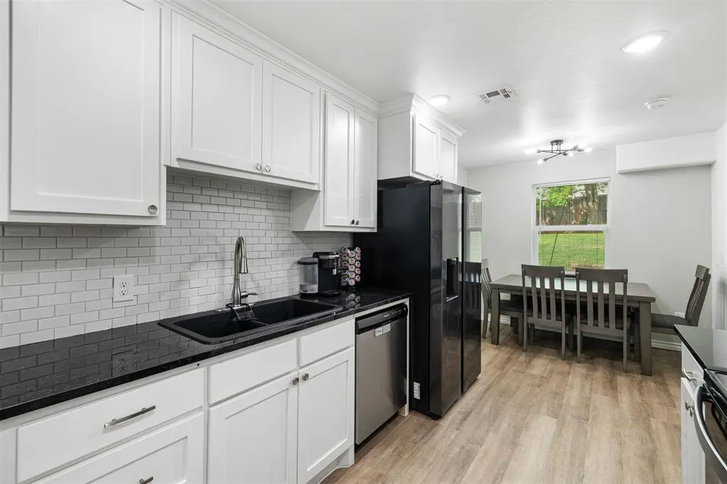 Photo 13 — 2912 Willow Creek Drive, Norman, OK 73071