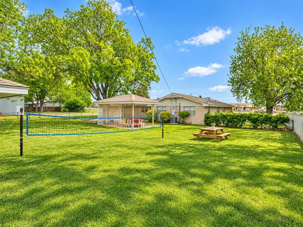 Photo 48 — 508 E Main St, Tuttle, OK 73089