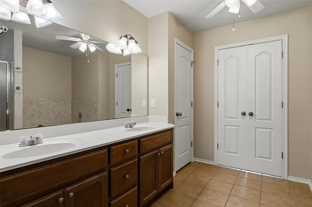 Photo 23 — 10000 Hunters Way, Edmond, OK 73034