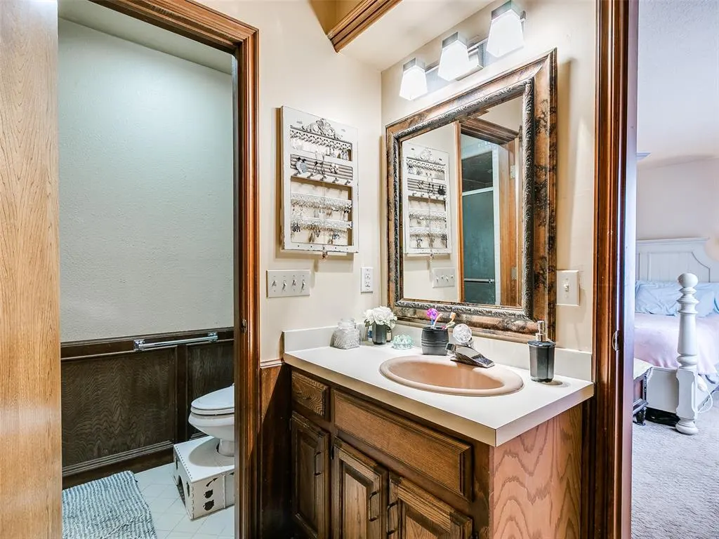 Photo 14 — 2202 Ashland Court, Norman, OK 73071