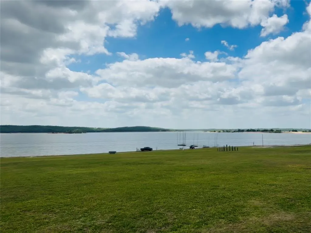 Photo 5 — Majestic Circle, Kingston, OK 73439