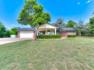Sold home at 2081 S Choctaw Road