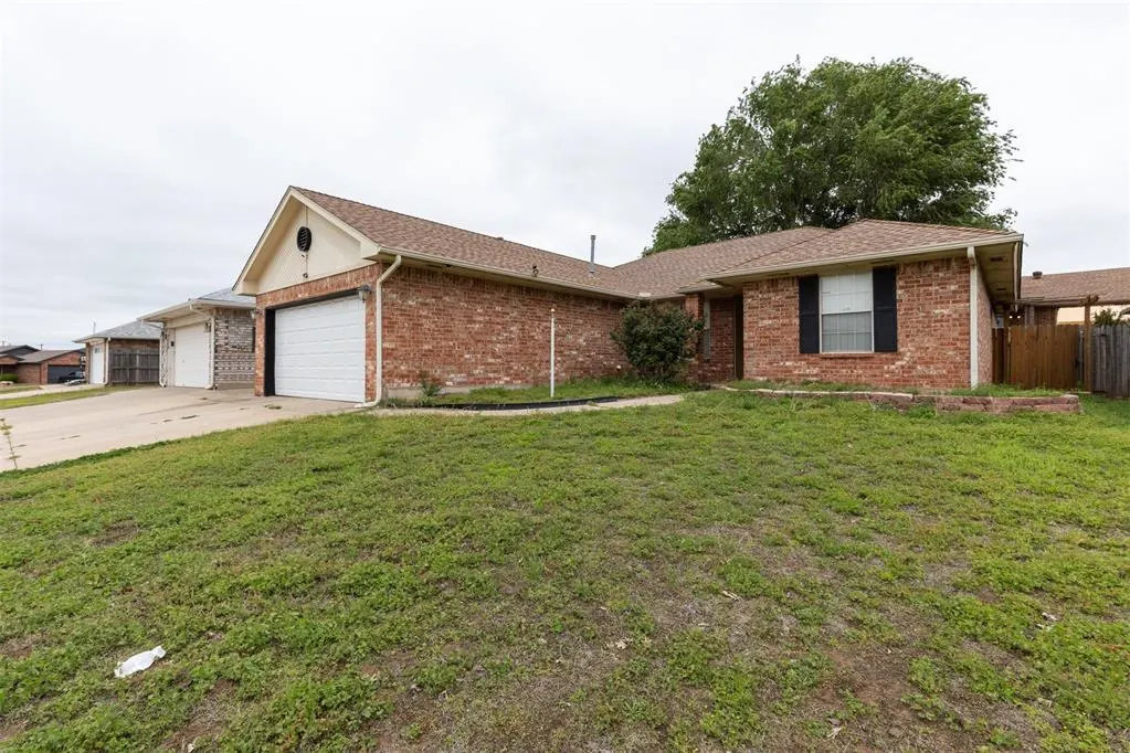 Photo 4 — 9123 Orange Drive, Oklahoma City, OK 73130