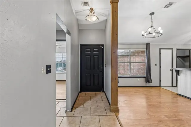 Photo 6 — 9123 Orange Drive, Oklahoma City, OK 73130
