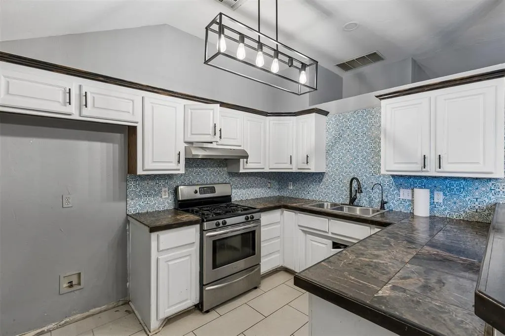 Photo 15 — 9123 Orange Drive, Oklahoma City, OK 73130