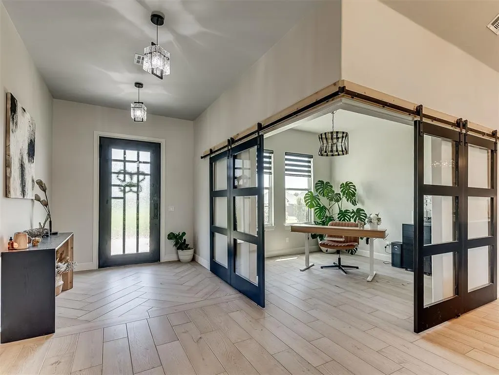 Photo 8 — 10609 Quail Reserve Road, Oklahoma City, OK 73173