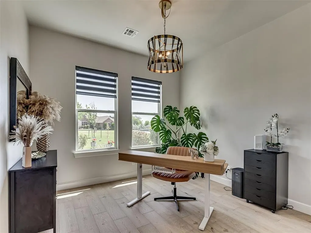 Photo 9 — 10609 Quail Reserve Road, Oklahoma City, OK 73173