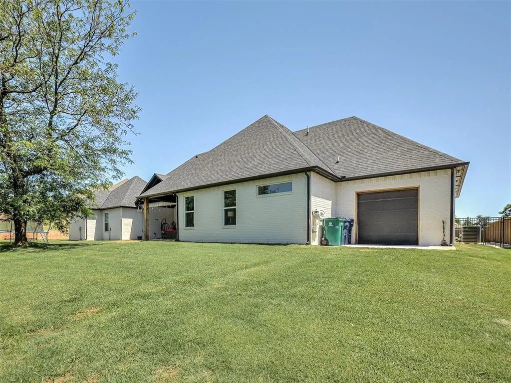 Photo 46 — 10609 Quail Reserve Road, Oklahoma City, OK 73173