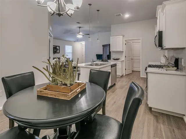 Photo 7 — 9701 SW 23rd Street, Oklahoma City, OK 73128
