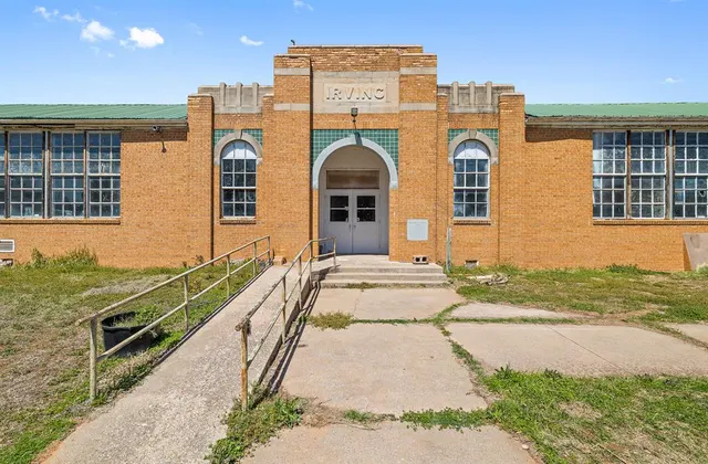 Photo 3 — 100 E Foreman Street, El Reno, OK 73036