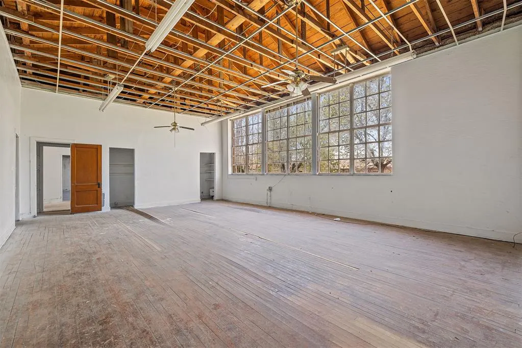 Photo 16 — 100 E Foreman Street, El Reno, OK 73036