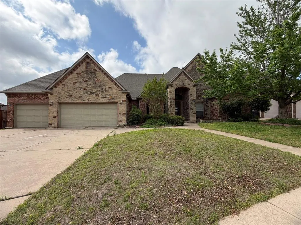 Front exterior — 2704 SW 136th Street, Oklahoma City, OK 73170
